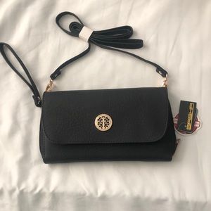 3 Ways To Wear- Small Cross Body, Wristlet, Wallet.